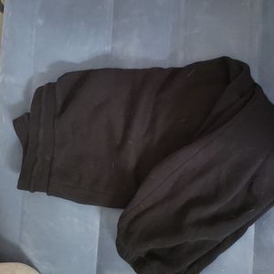 Black sweat pants w/ cuffed ankle. Size small. Worn a few times. Wild fable.